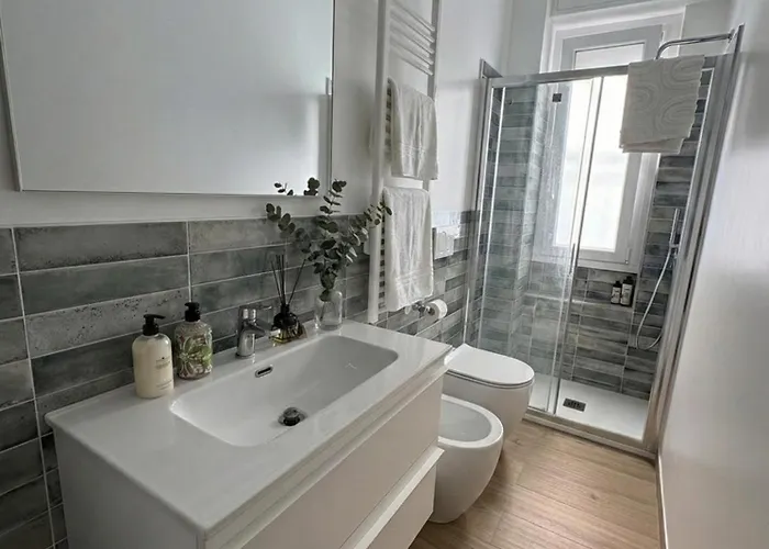 Loreto 15 Mins From Duomo - M1 Rovereto * ミラノ