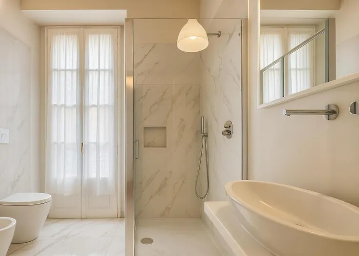 Casa - Classic Elegance, Balcony Apartment *