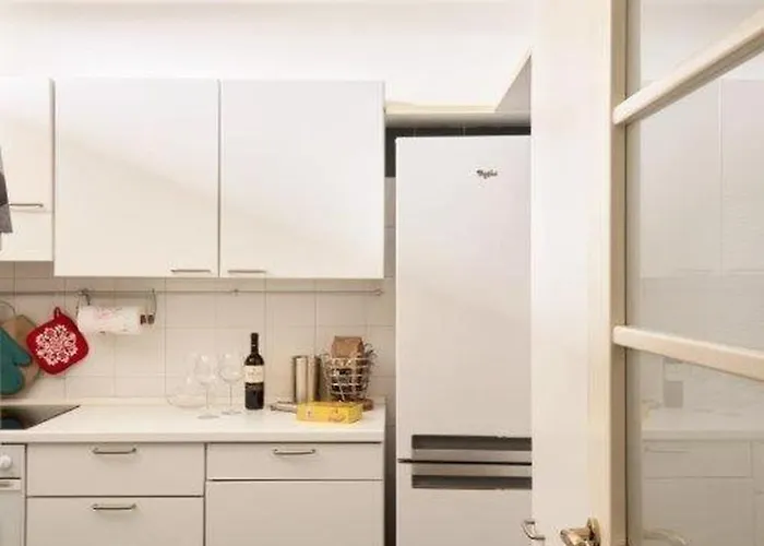 Apartment La Tana Del Leone In Centro A *