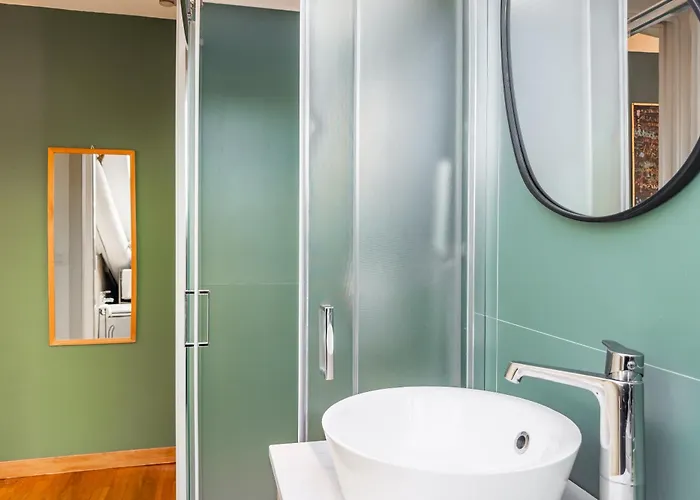 Station 5 Min The Skyshouse 아파트 *