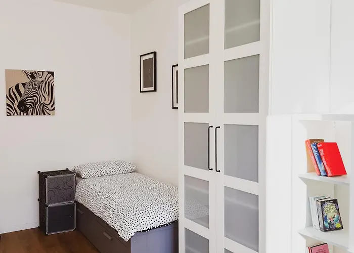 Luminoso Trilocale Vicino Stazione E M3 Rogoredo Ideale Per Lavoro