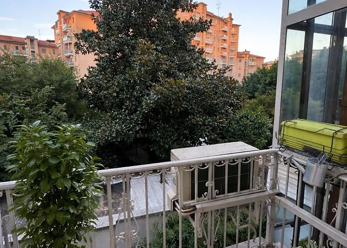 Apartment Duomo-loreto Milan