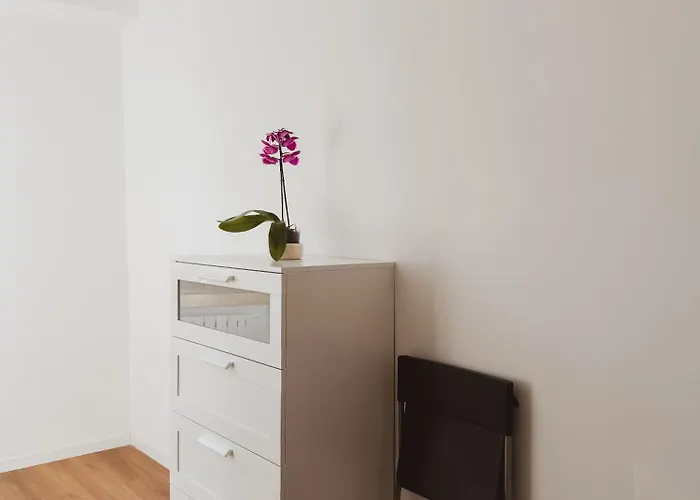 Luminoso Trilocale Vicino Stazione E M3 Rogoredo Ideale Per Lavoro Milan