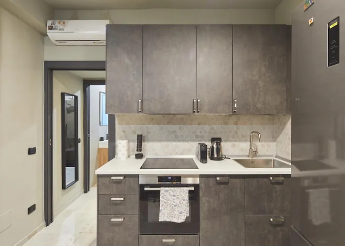 아파트 Brand New Steps From Citylife, Sempione, Allianz Mico - Metro Domodossola - Metro Portello - Tram Right Outside To Duomo, Brera, Cadorna Reachable In 15 Min 밀라노