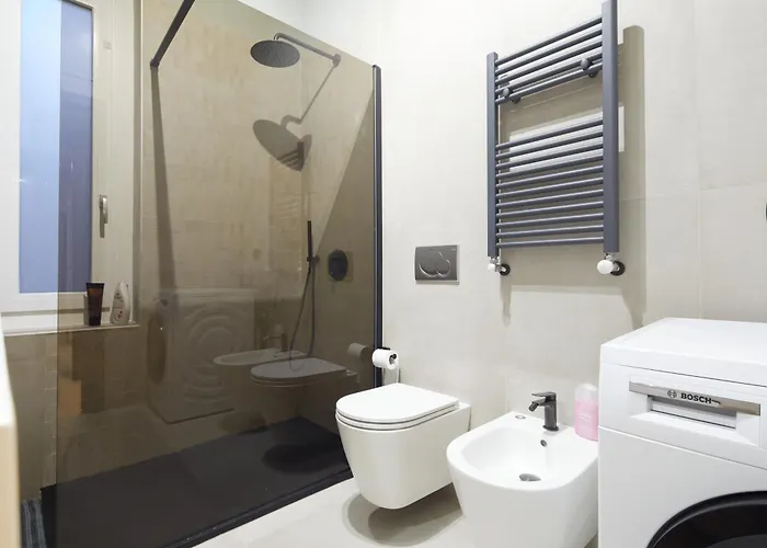 아파트 Brand New Steps From Citylife, Sempione, Allianz Mico - Metro Domodossola - Metro Portello - Tram Right Outside To Duomo, Brera, Cadorna Reachable In 15 Min 밀라노