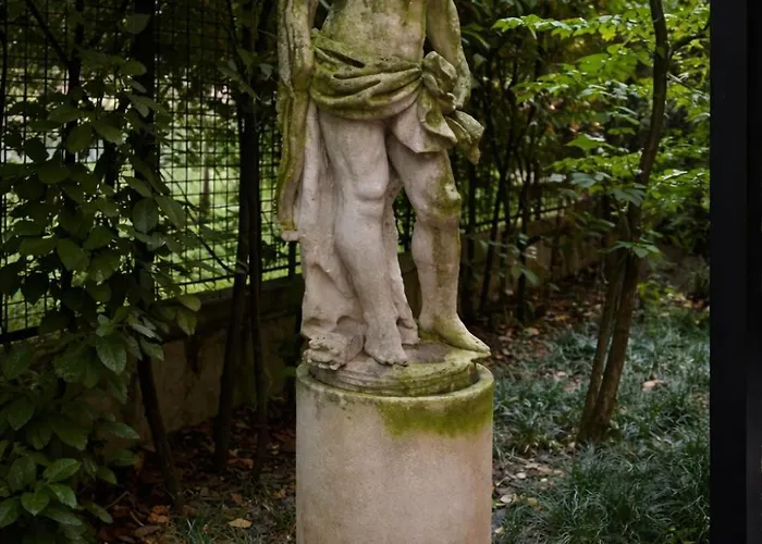 Zen Island- Isola Near Garibaldi Fs アパート *