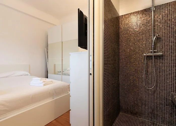 I-host - Ugo Bassi Apartmán Milán