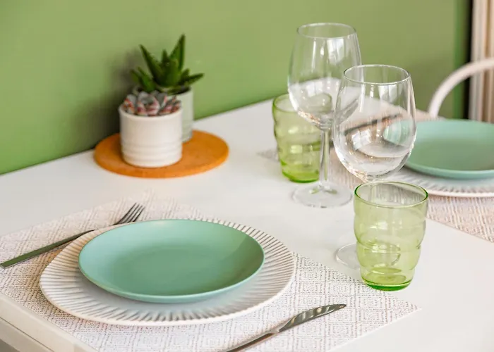 Station 5 Min The Skyshouse