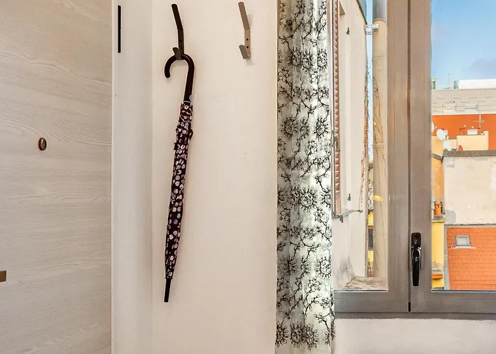 Station 5 Min The Skyshouse *