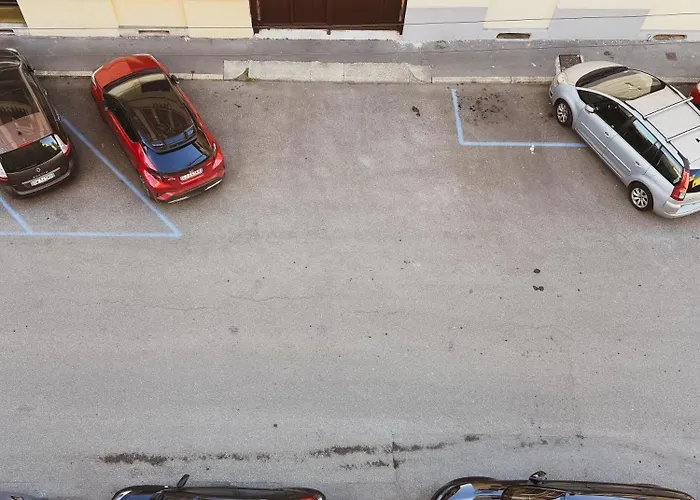 Luminoso Trilocale Vicino Stazione E M3 Rogoredo Ideale Per Lavoro *