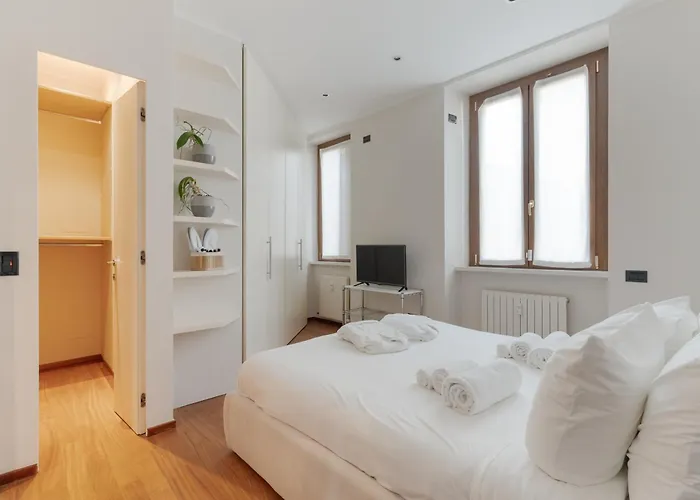 Apartament Brera Quadrilocale Di Lusso Con Sauna Mediolan