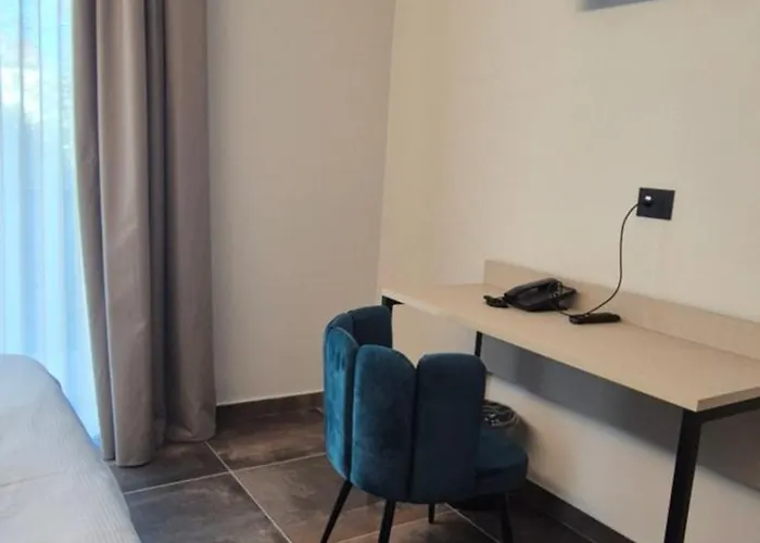 V7 Ξενοδοχείο Μιλάνο