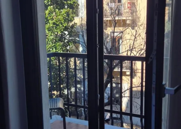 V7 Ξενοδοχείο 3*