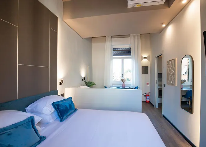 Hotel Ah - Collezione Brera *