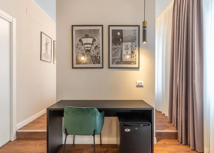 Casa Da Torriani Foresteria Lombarda 酒店 *