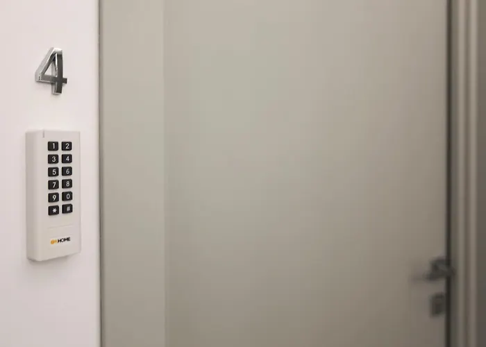 The Grove * ミラノ