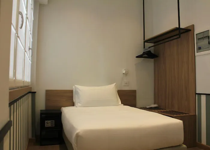 Hotel Homa Certosa District