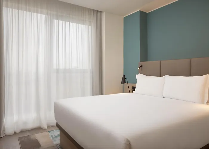 酒店 By Marriott Linate