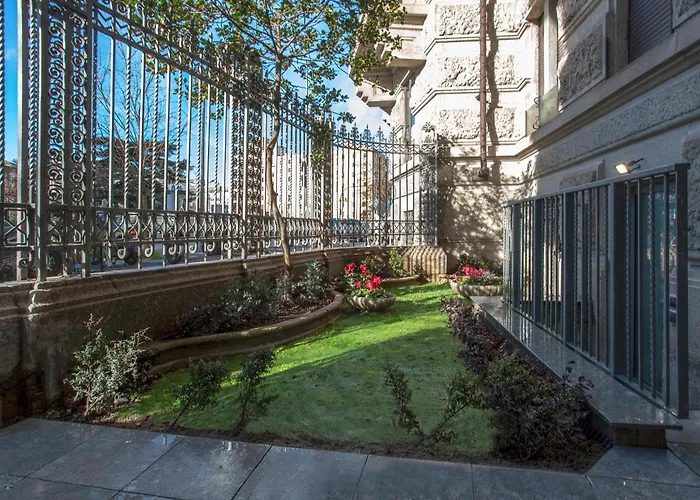 The Place بيت ضيافة 3*