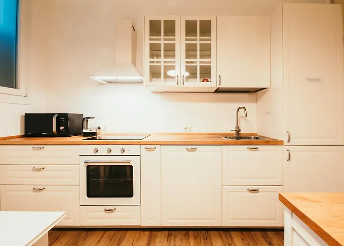 Casa De Amicis - Lakeside L&b 3* Milan