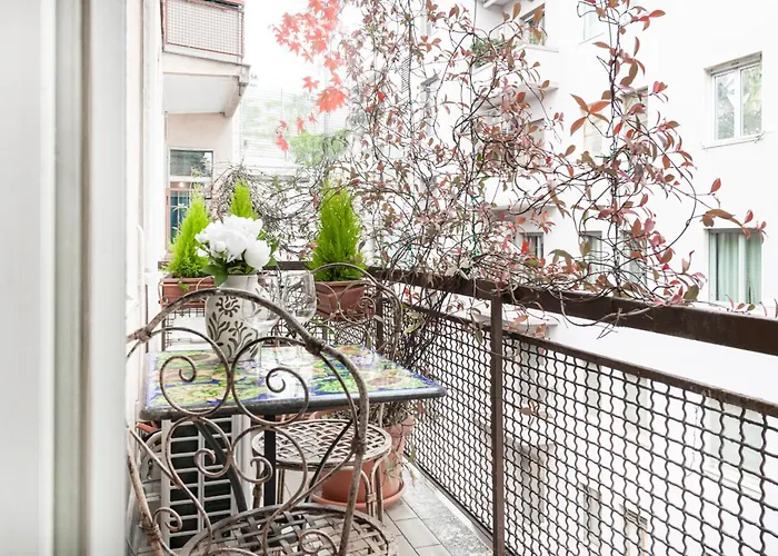 Easylife - In Via Della Spiga Μιλάνο