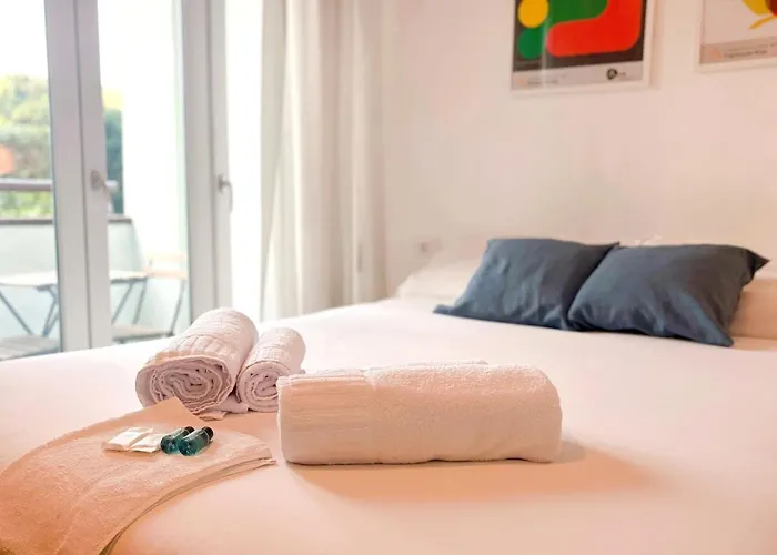 Exclusive & Cosy 3-bedroom By San Siro Stadium & Metro Vendégház