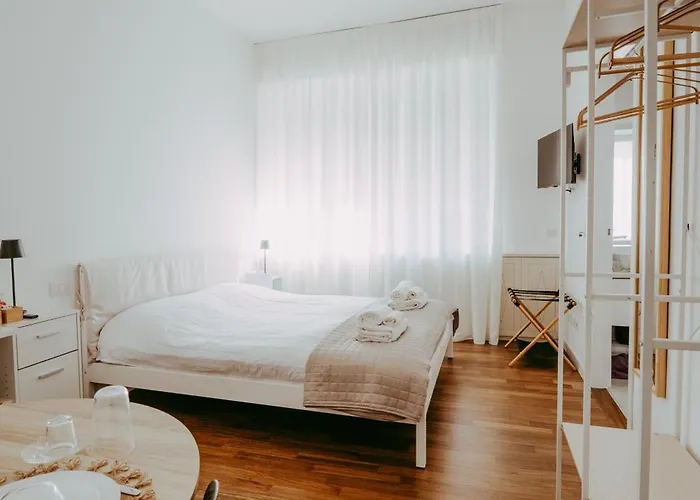 Faro Bed & Breakfast