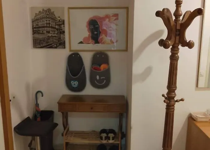 Homestay szállás Stanza Matrimoniale Comoda, A 5 Minuti A Piedi Dalla Metro, Perfetta Per Muoversi A *