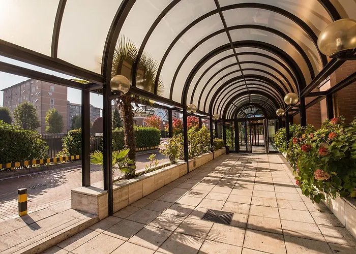 داونتاون ميلانو شقة