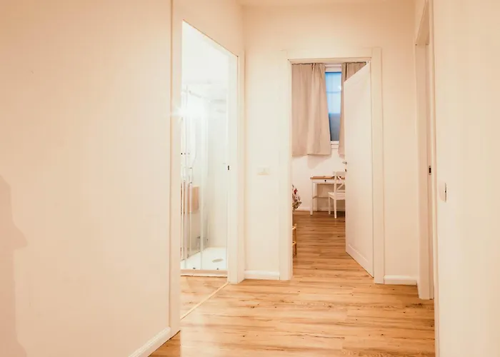 Casa De Amicis - Lakeside L&b 3*