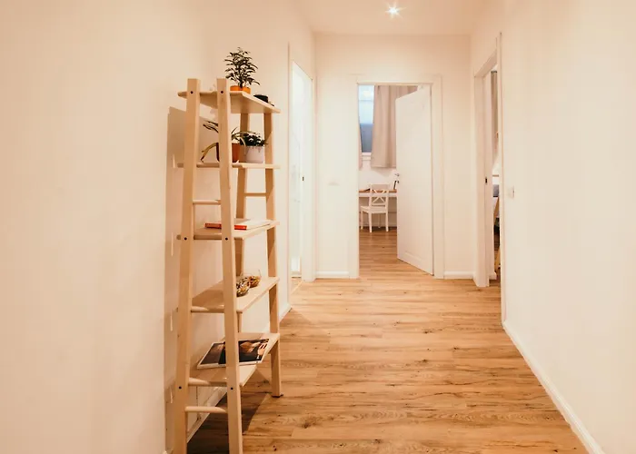 Casa De Amicis - Lakeside L&b