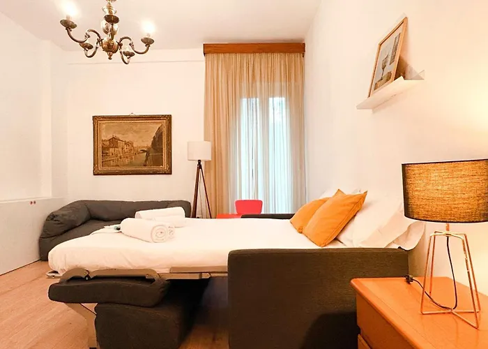 Exclusive & Cosy 3-bedroom By San Siro Stadium & Metro بيت ضيافة *