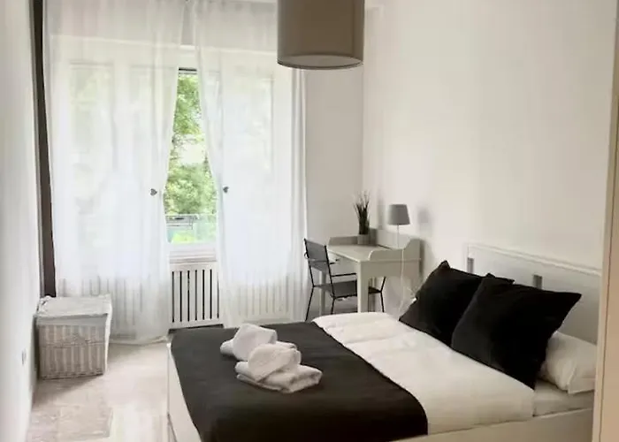 בית נופש Solari Design District- 4 Mega Siute