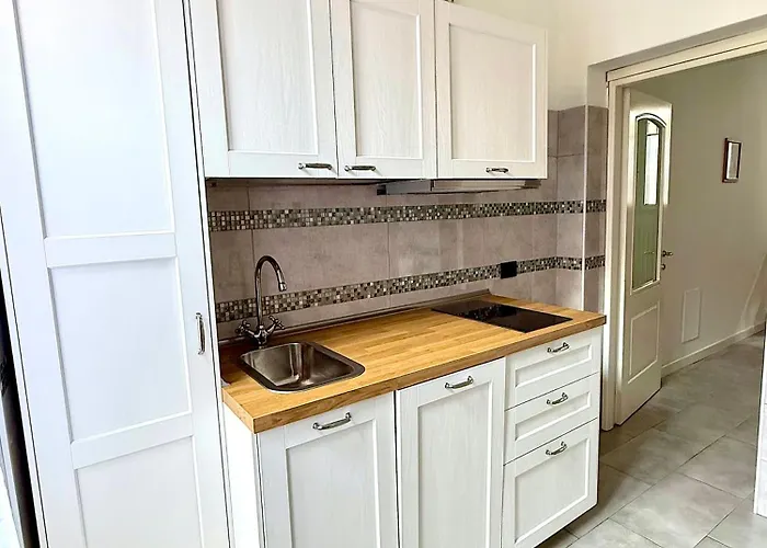 Rainbow District Mood Milan