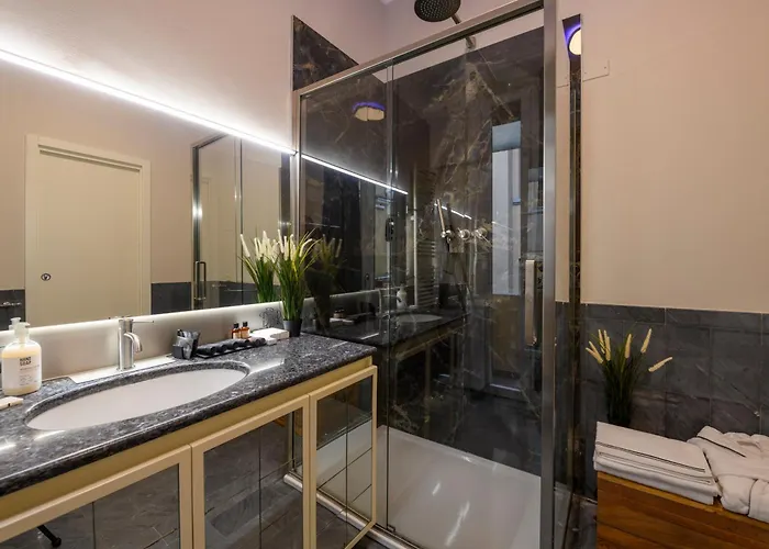 Dibraluxurysuites * ميلان