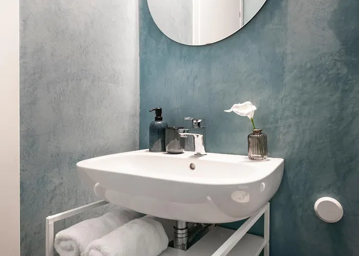 Πανσιόν Easylife - In Via Della Spiga