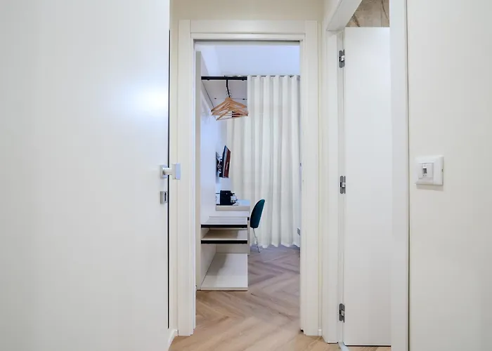 Italianflat - Duomo Atmosphere One 3* Милан