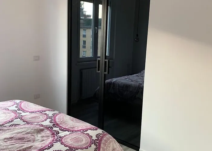 Stylish Renovated Flat In The Heart Of Tortona Design District Daire Milano