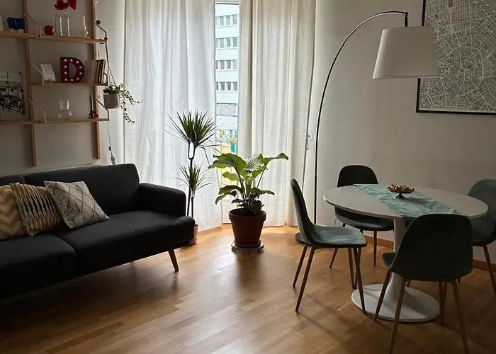 Apartment La Casa Del Sarto Milan