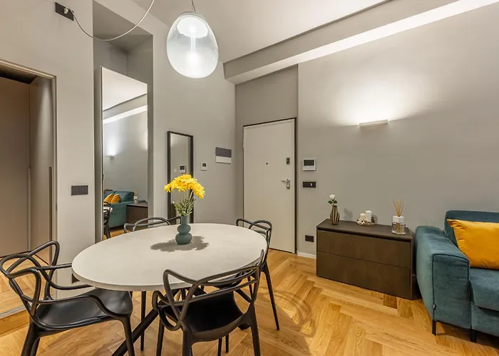 Luxury Modern Near Duomo - Exclusive &