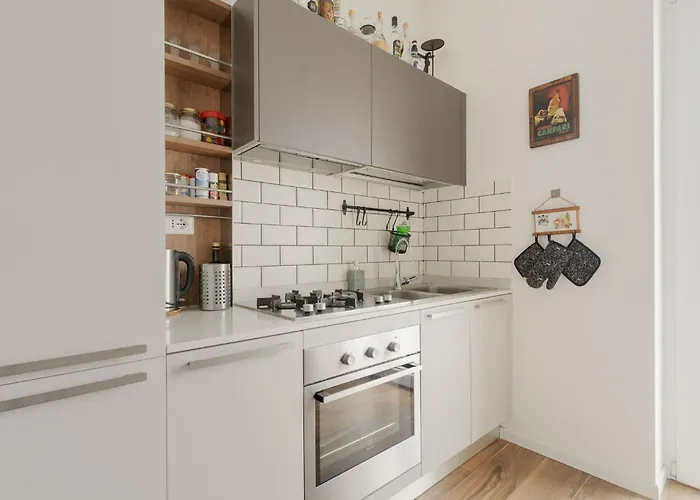 Guesthost - Cenisio Cozy Flat Near Mm5 アパート
