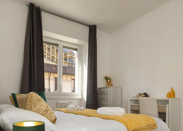 Apartment Artstay - Near Metro, Train Station, Isola *