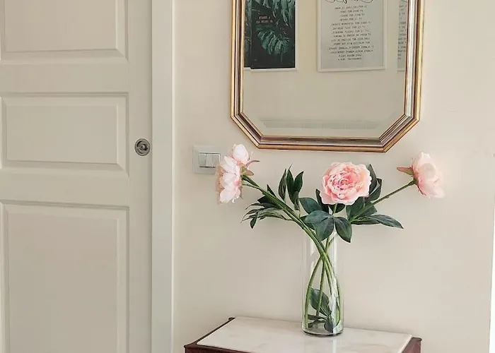 Brand New Connected To Two Metro Lines Apartmán