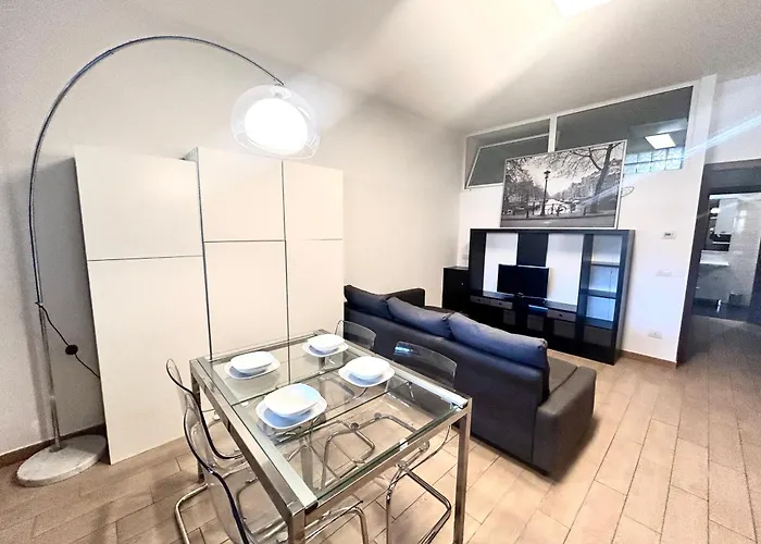 Da Vinci's Den Apartment *