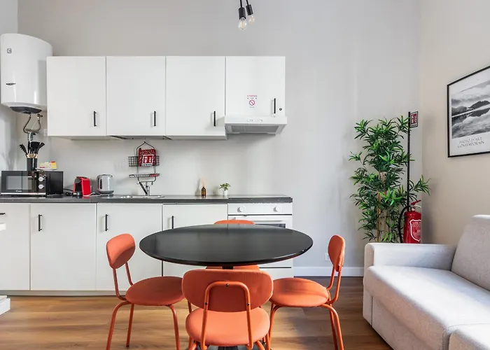 Citylife, Metro A 3 Min, 4 Posti, Comfort Wi-fi * Milan