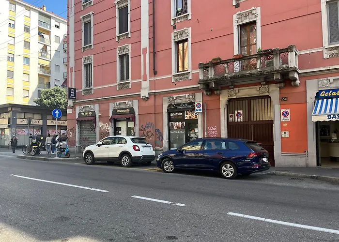 Appartamento Youhosty - With Ac, Metro Stop