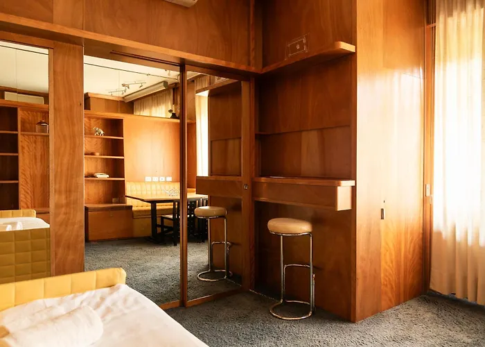 Youhosty - Ravizza Wood 22 Апартаменты *