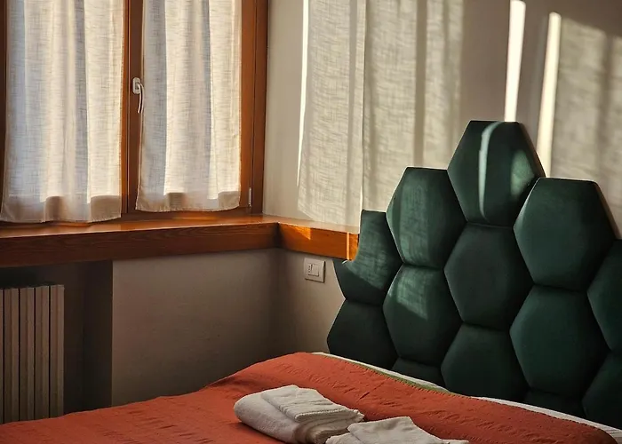 Modern Loft A Few Stops From The Center Appartamento *