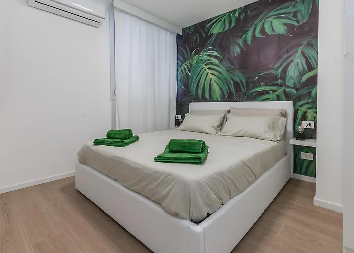 Garden M3 Duomo 12 Min * 밀라노