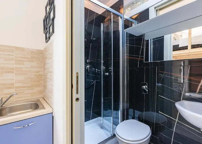 Easy Loft Next To Loreto Metro Stop מילאנו